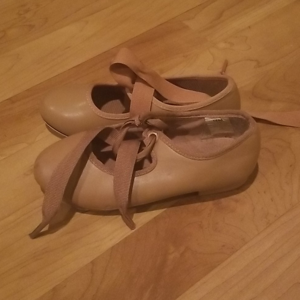 Tap shoes